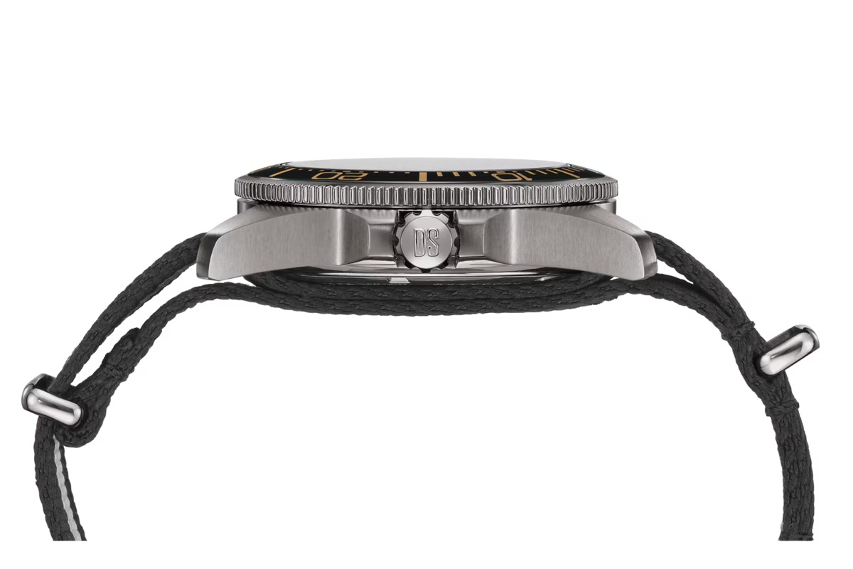 Relógio Certina DS Action Diver 43 mm Powermatic 80 - C032.607.48.051.00