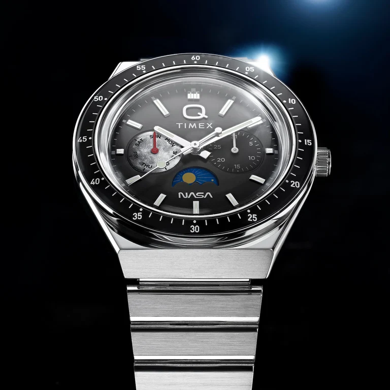 Relógio Q Timex NASA 40mm - TW2Y56700
