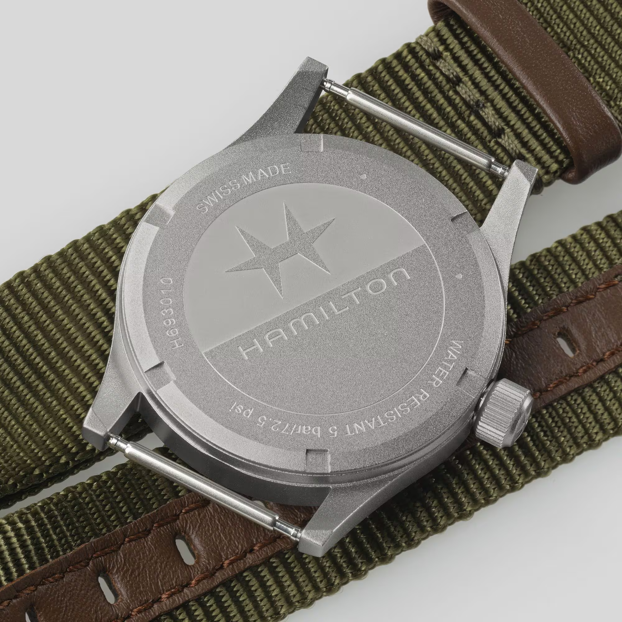 Relógio Hamilton Khaki Field Quartz 33mm - H69301910