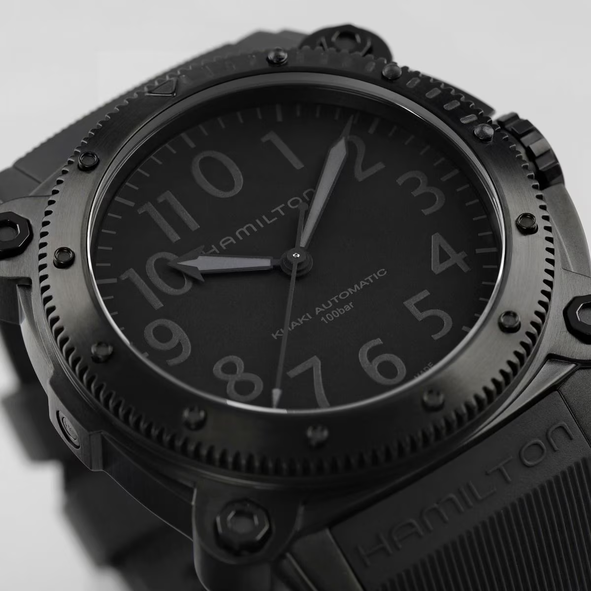 Relógio Hamilton Khaki Navy BeLOWZERO Auto Titanium 46mm - H78505330