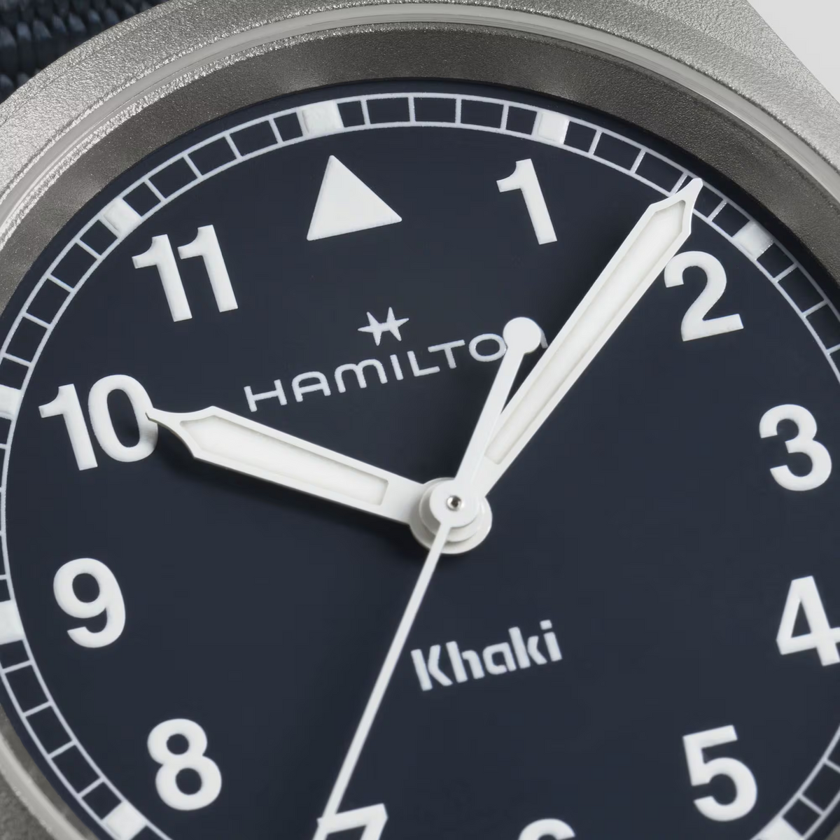 Relógio Hamilton Khaki Field Quartz 33mm - H69301940