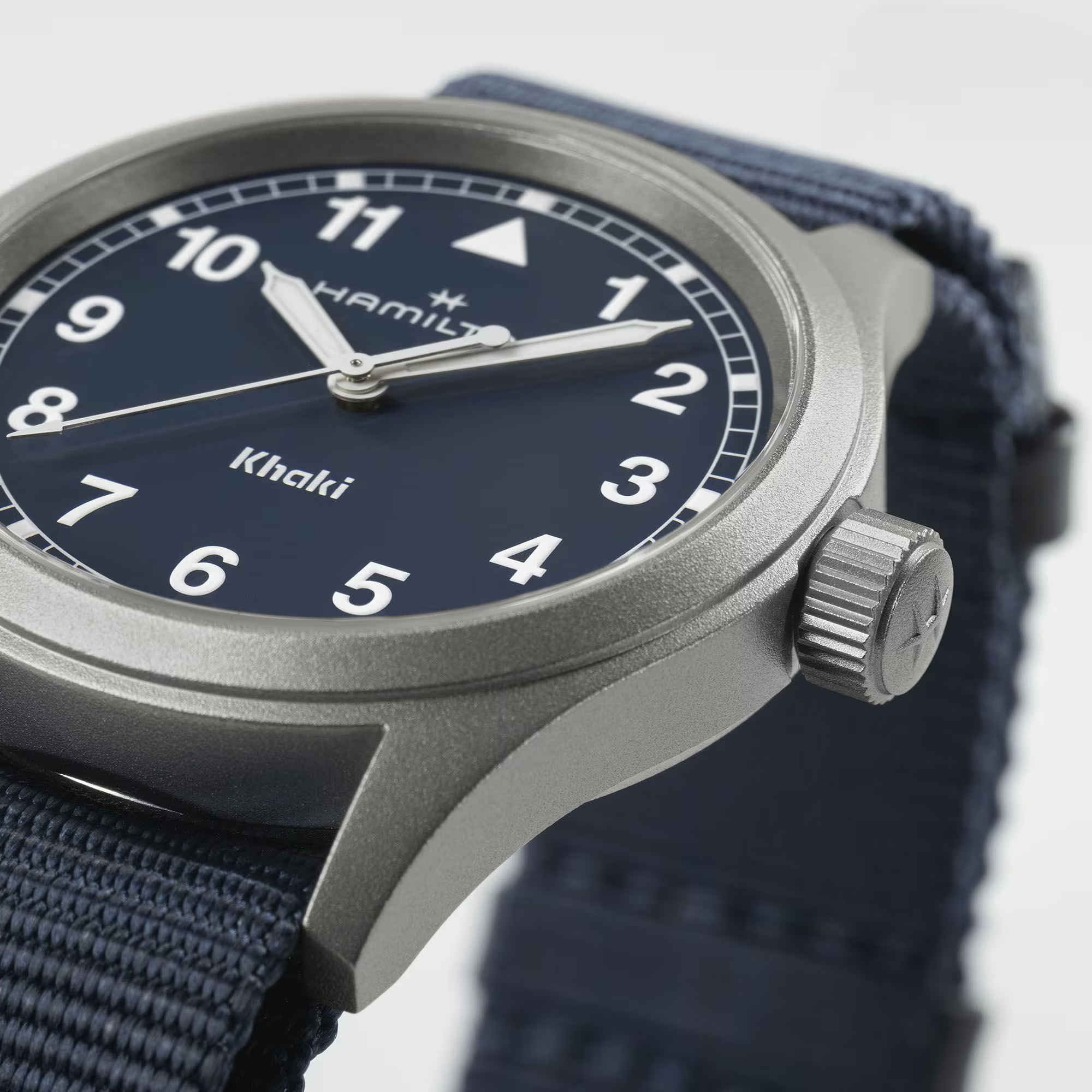 Relógio Hamilton Khaki Field Quartz 38mm - H69401940