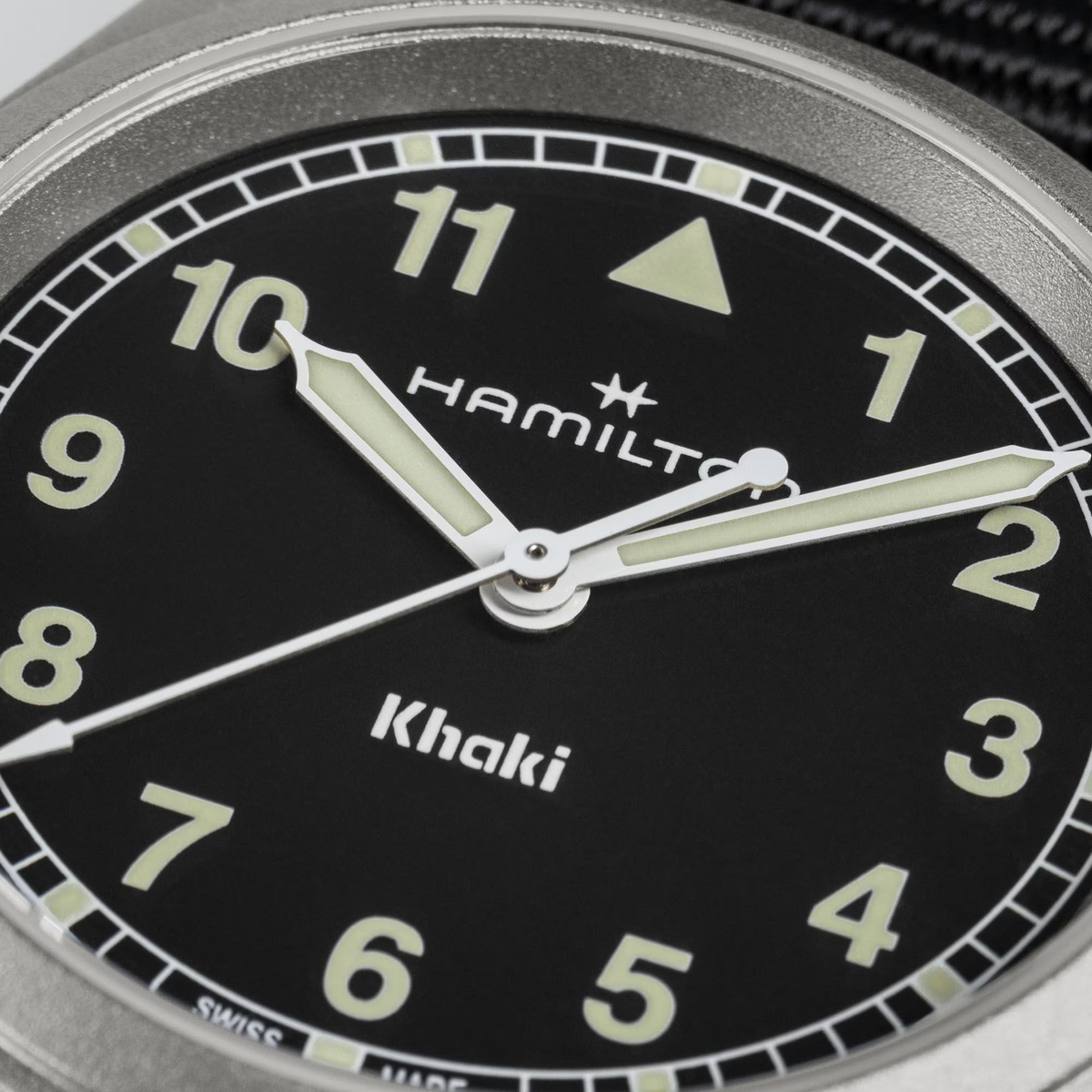 Relógio Hamilton Khaki Field Quartz 40mm - H68551933