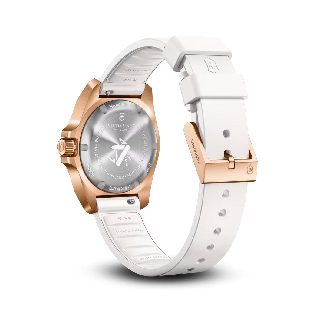 Reloj Victorinox I.N.O.X. Small Quartz - 242037