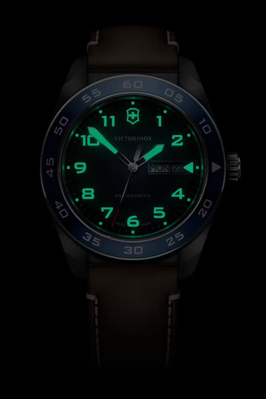Reloj Victorinox Swiss Army Quartz - 242040