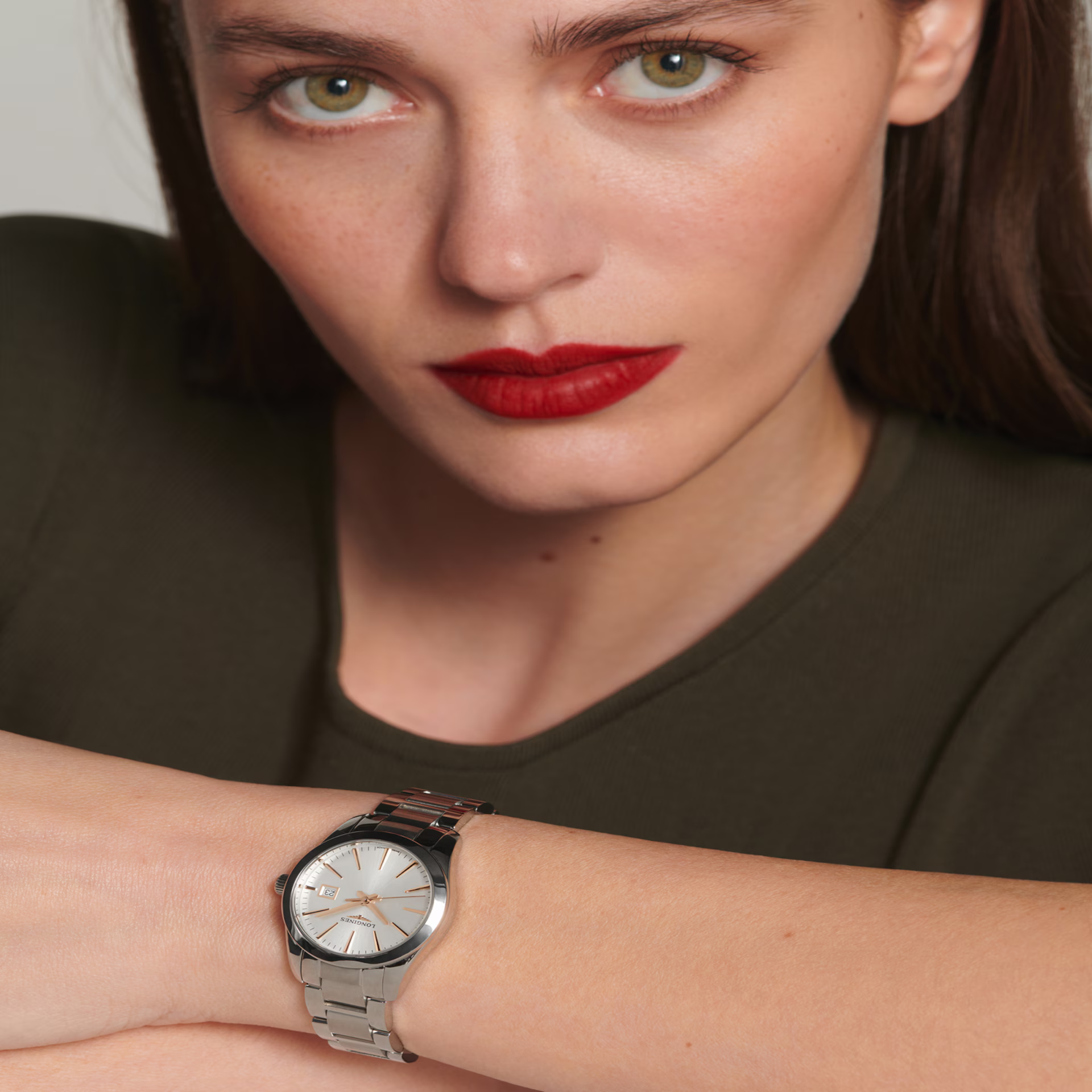 Relógio Longines Conquest Classic - L2.286.4.72.6