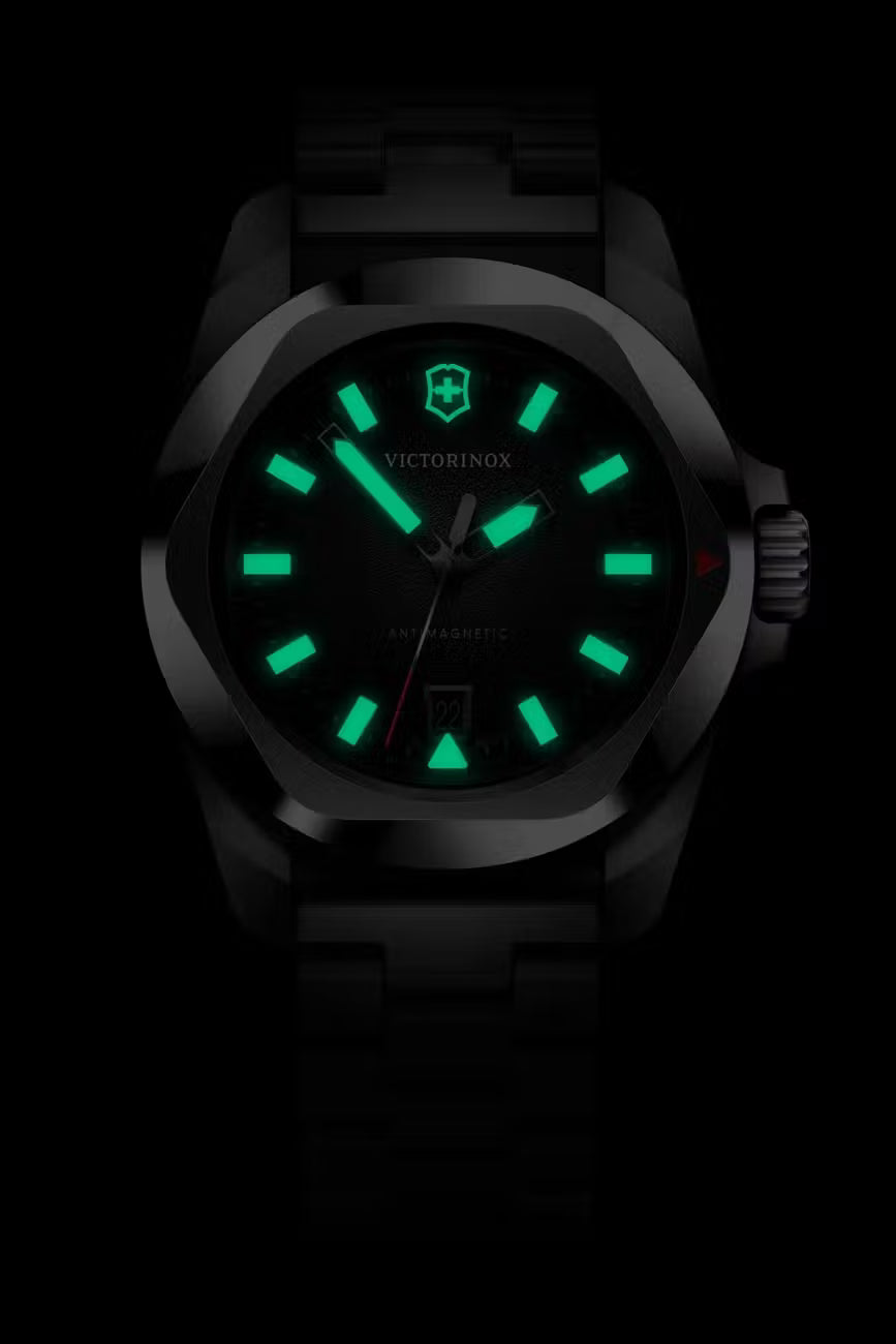 Relógio Victorinox I.N.O.X. Quartz - 242030