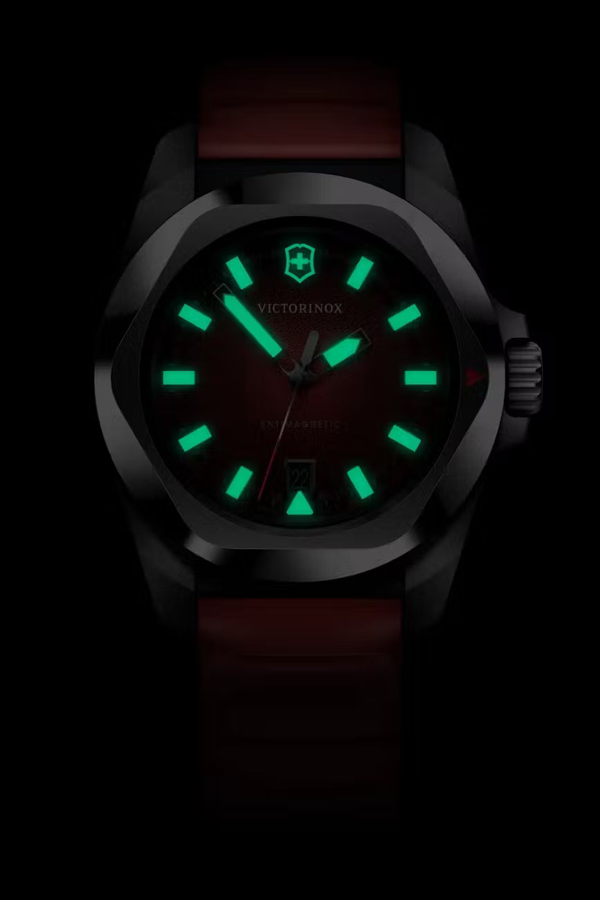 Relógio Victorinox I.N.O.X. Quartz - 242029