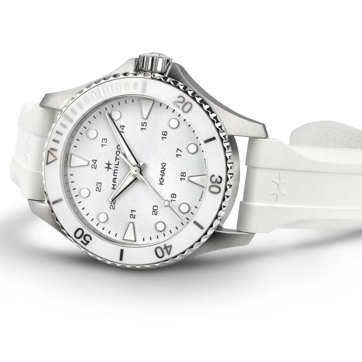 Relógio Hamilton Khaki Navy Scuba Quartz - H82221310