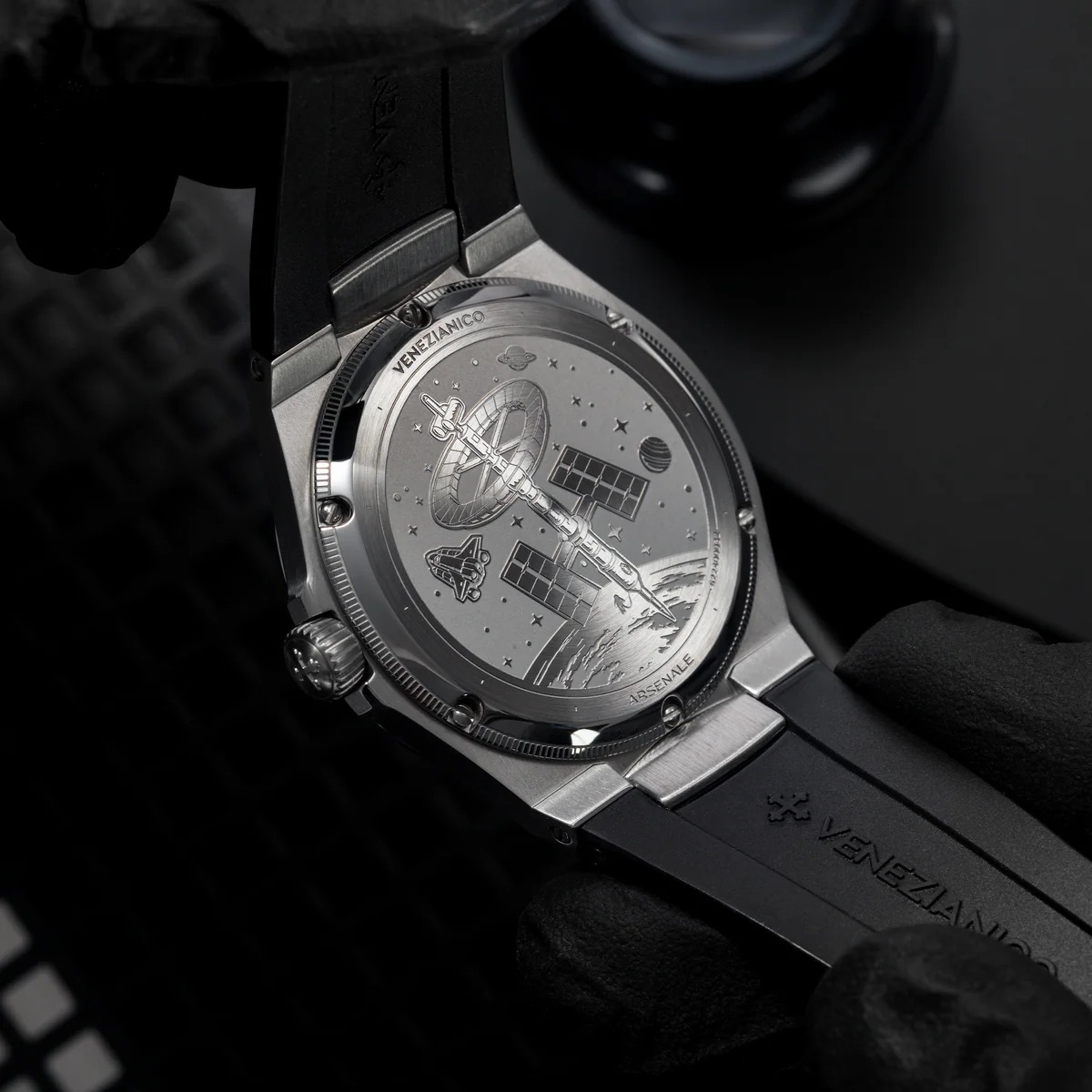 Reloj Venezianico Arsenale Ultrablack - 6221510