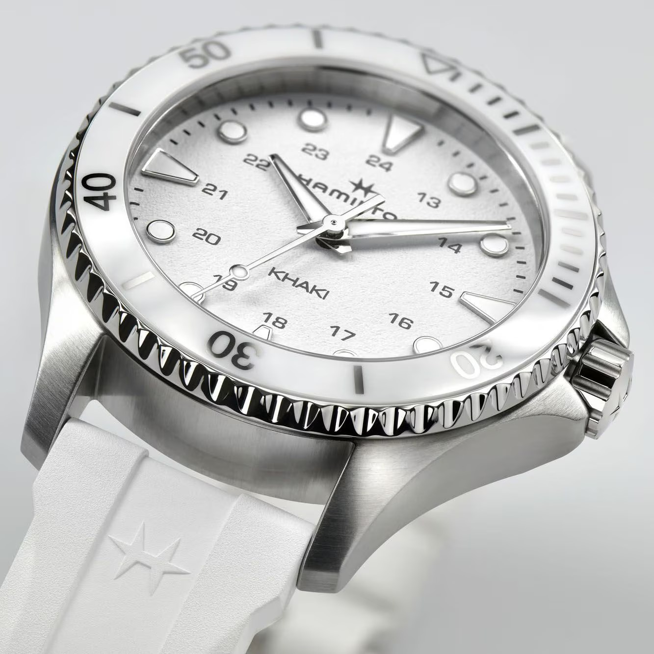 Hamilton Khaki Navy Scuba Quartz Watch - H82221310