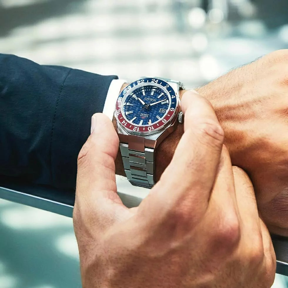 Relógio Citizen Series 8 880 GMT - NB6030-59L