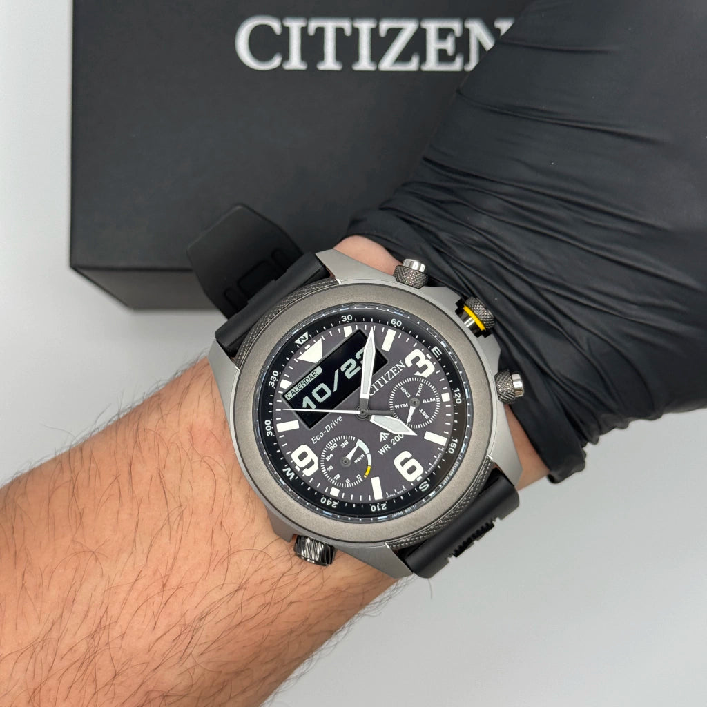 Relógio Citizen Eco Drive Land - JV1007-07e