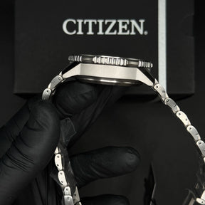 Relógio Citizen Skyhawk Super Titanium - JY8100-80L