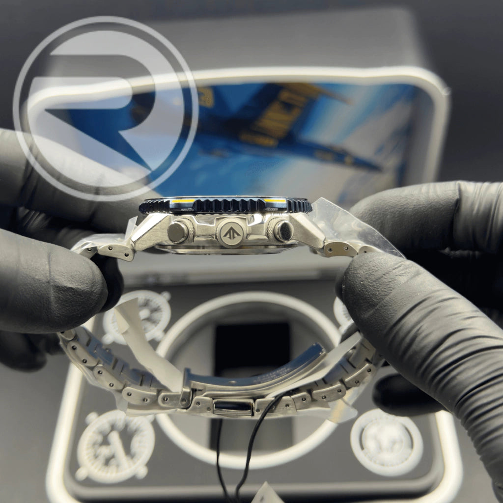 Relógio Citizen Radio Controlled - Blue Angels JY8078-52L