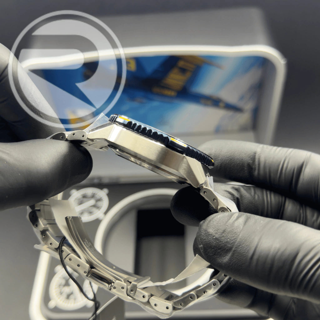 Relógio Citizen Radio Controlled - Blue Angels JY8078-52L