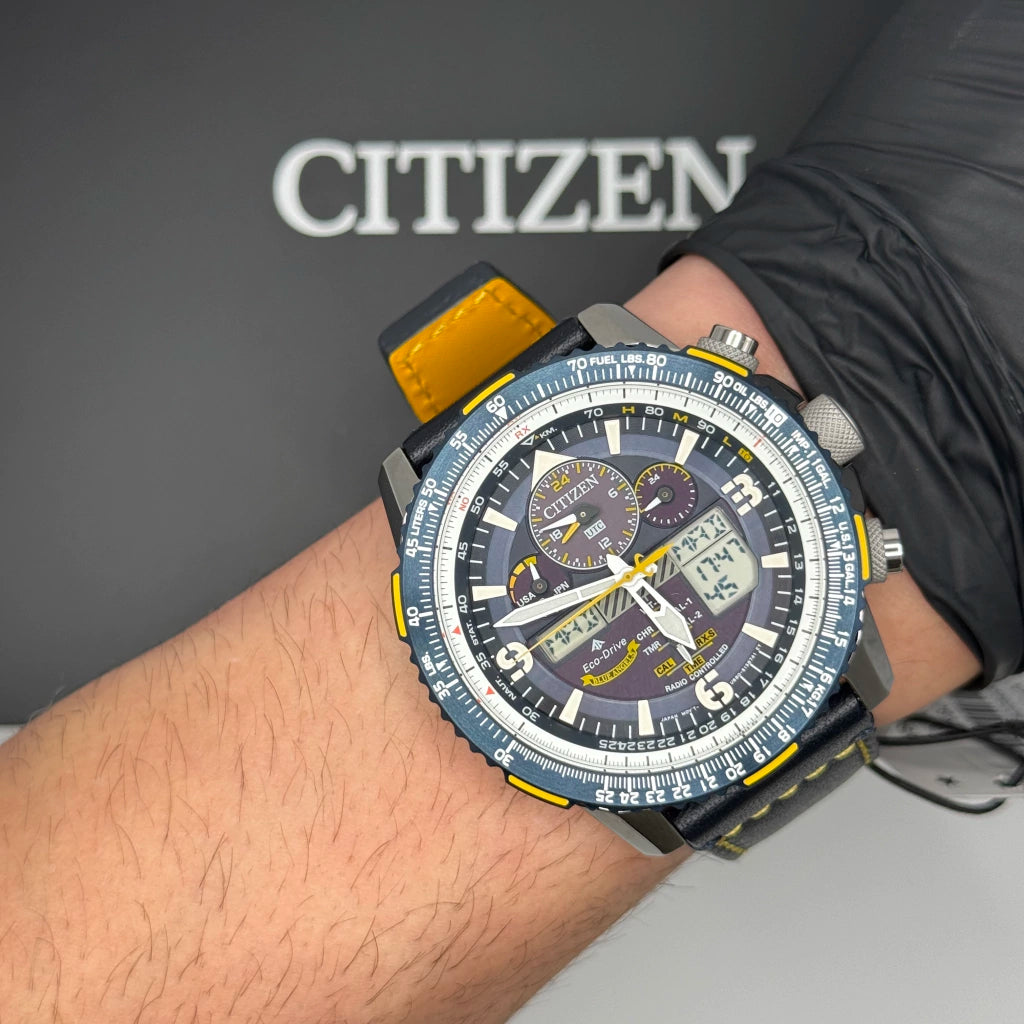 Relógio Citizen Radio Controlled - Blue Angels JY8078-01l