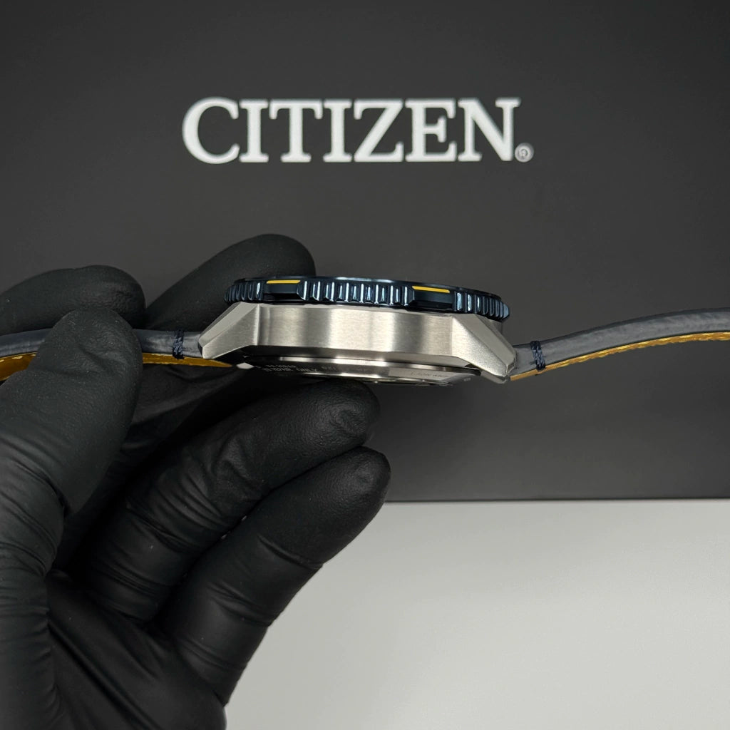 Relógio Citizen Radio Controlled - Blue Angels JY8078-01l