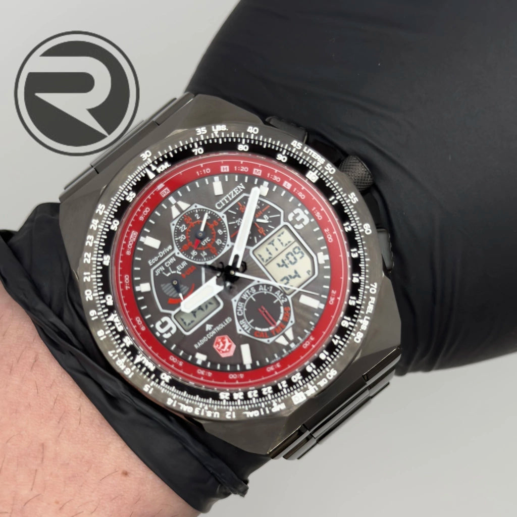 Relógio Citizen Radio Controlled - Snowbirds JY8129-53H