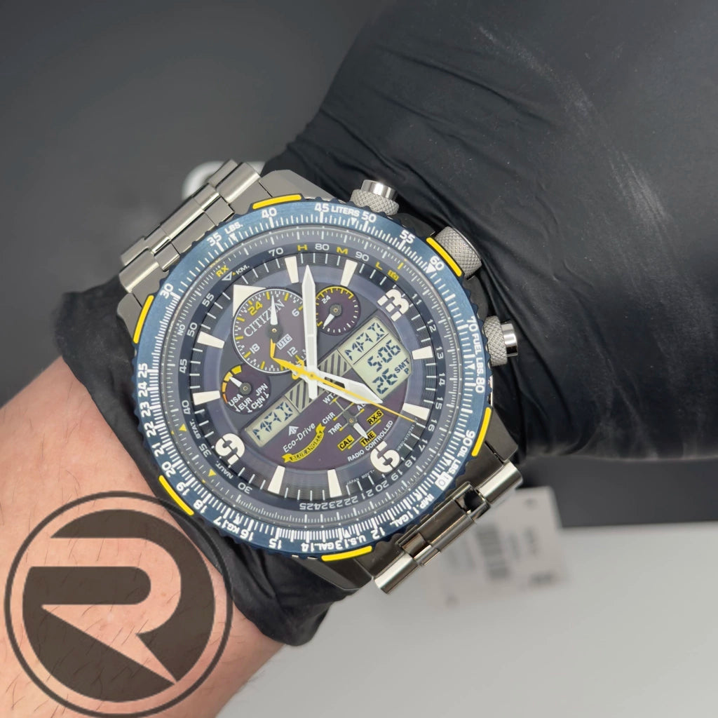 Relógio Citizen Radio Controlled - Blue Angels JY8078-52L