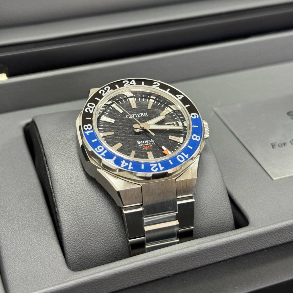 Relógio Citizen Series 8 880 GMT NB6031-56E