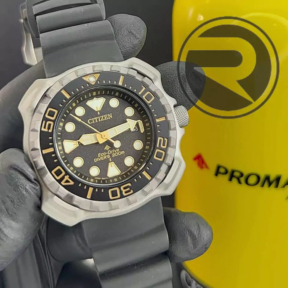 Reloj Citizen Tuna Negro - BN0220-16E